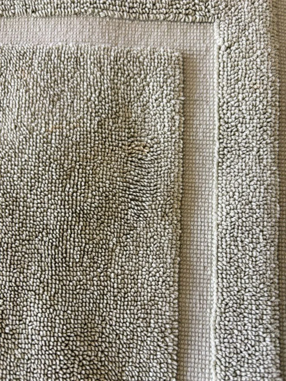 Kenneth Cole Reaction Home 100% Cotton Sage Green Bath Mat